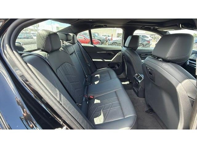 2026 BMW 530i 530i