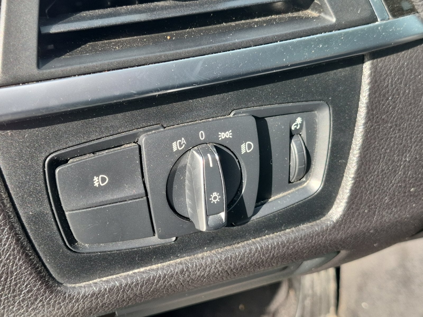 2018 BMW 330i 330i