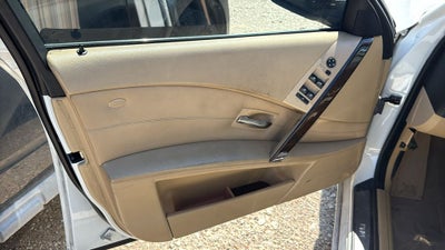 2005 BMW 525i 525i