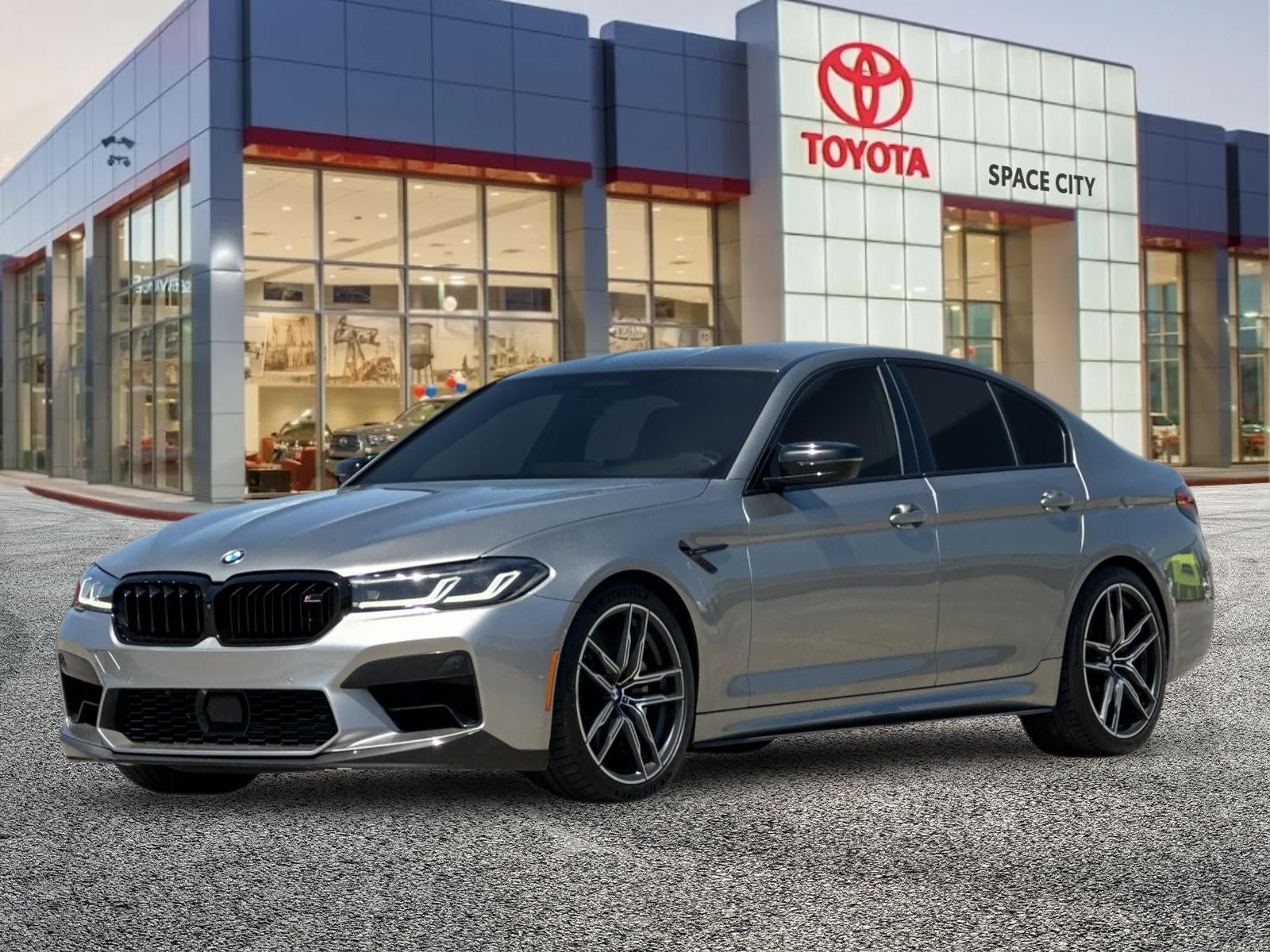 2022 BMW M5 Base