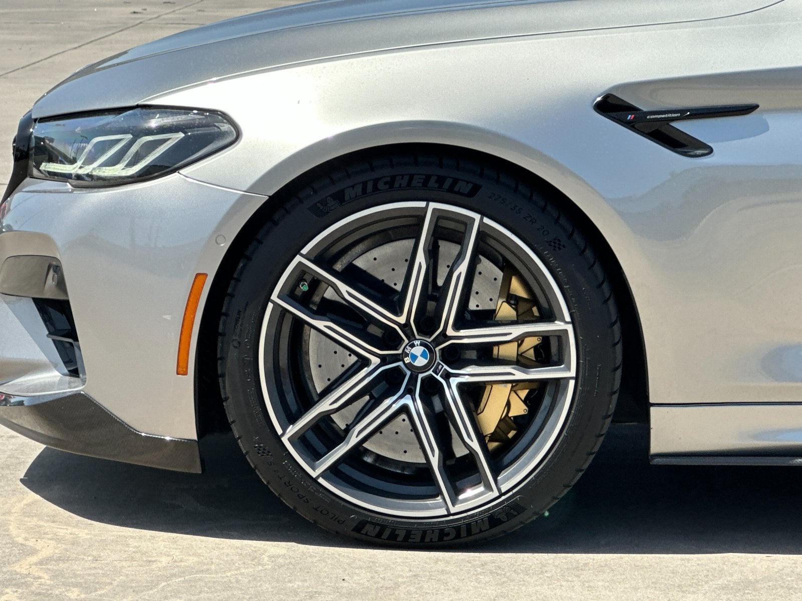 2022 BMW M5 Base