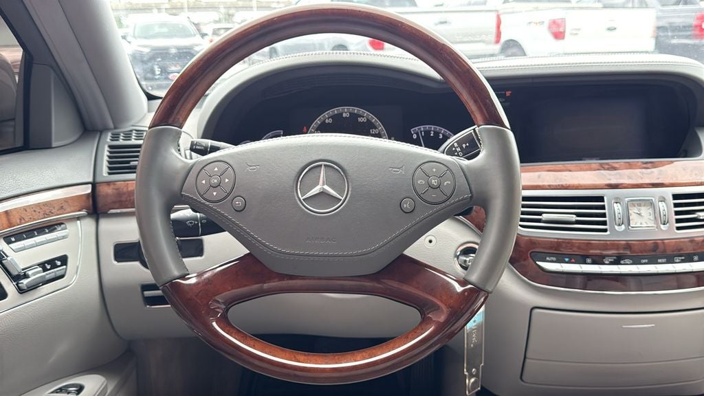 2011 Mercedes-Benz S-Class S 550