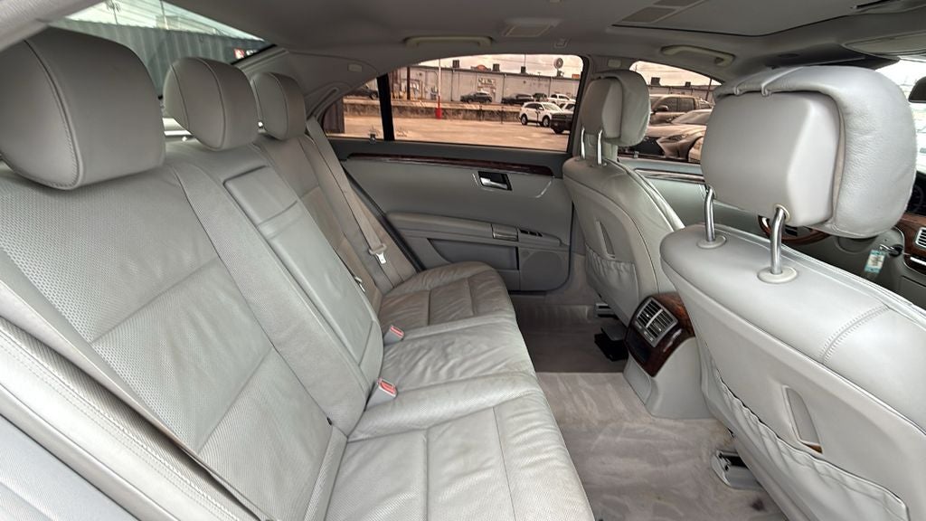 2011 Mercedes-Benz S-Class S 550