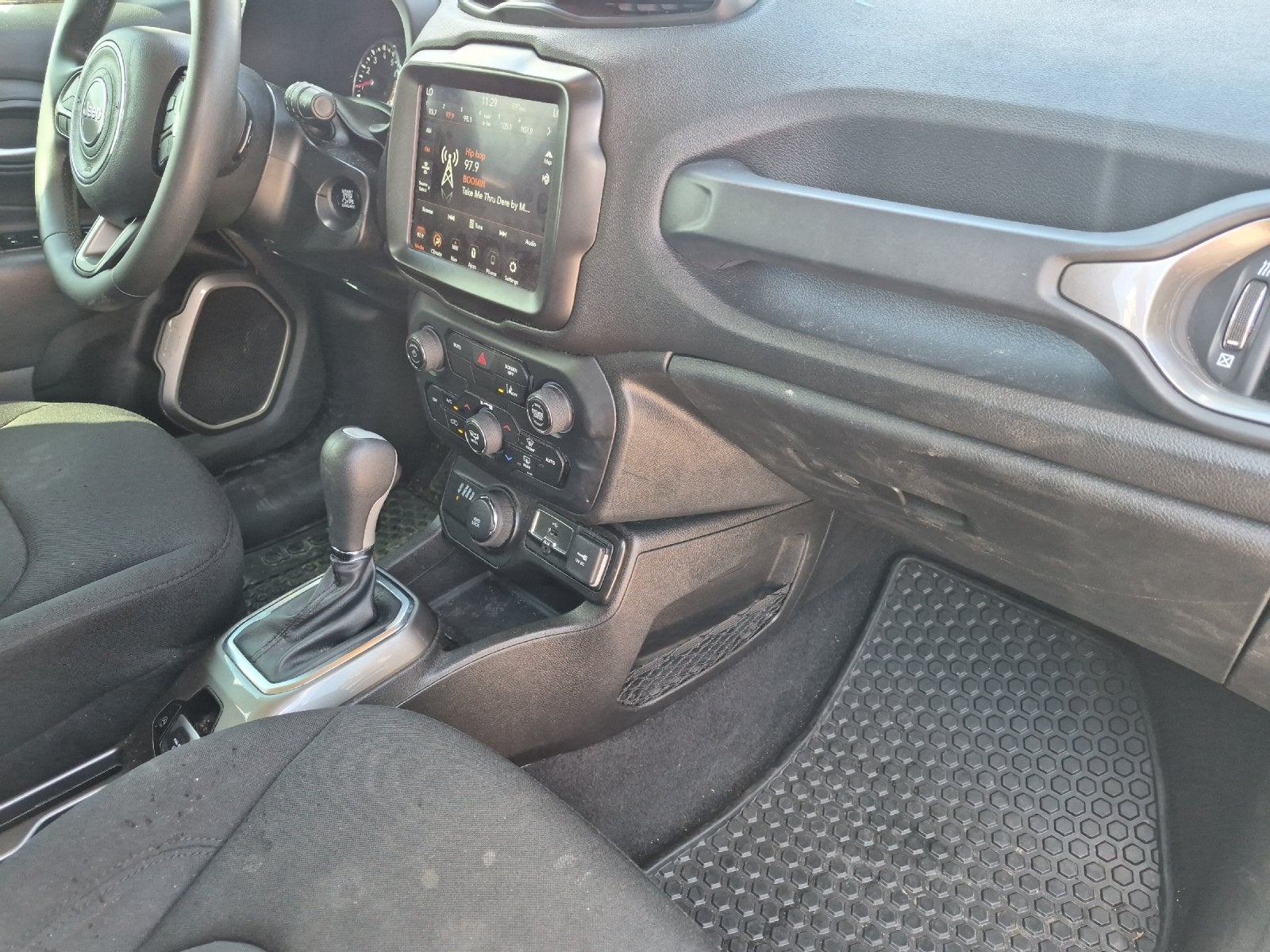 2022 Jeep Renegade Latitude