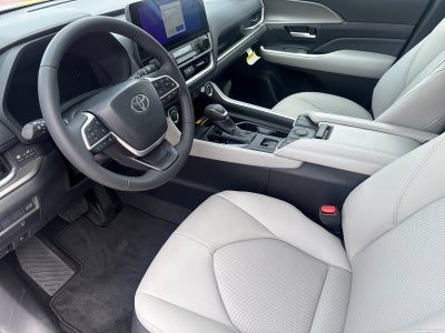 2026 Toyota Highlander XLE
