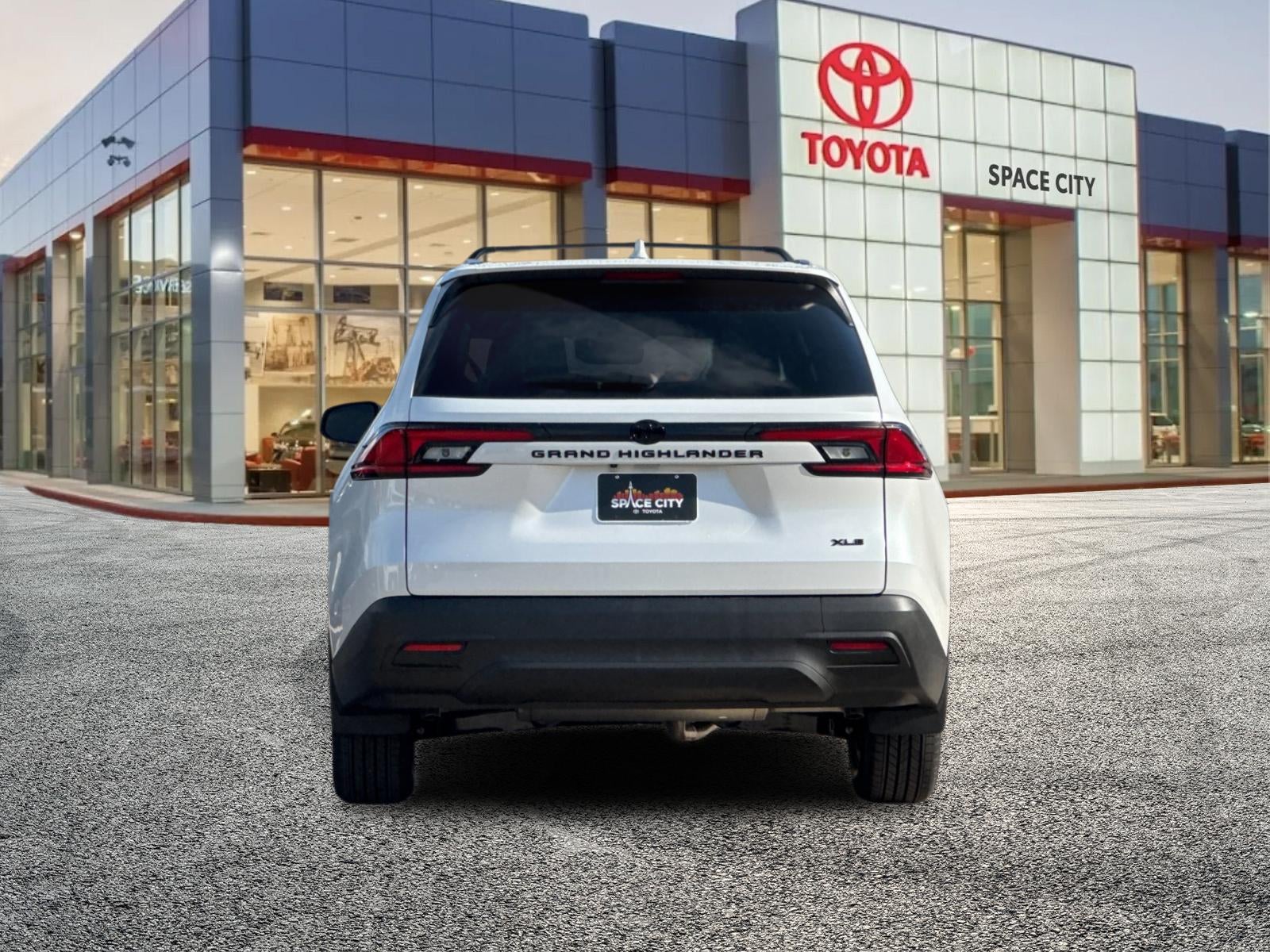 2026 Toyota Highlander XLE