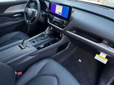 2026 Toyota Highlander Limited