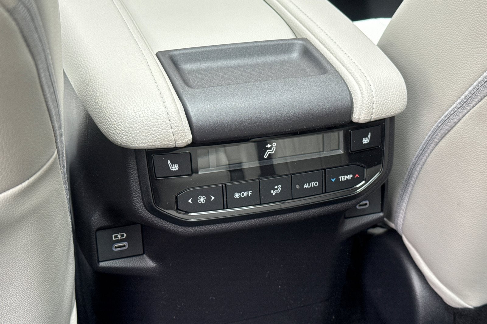 2026 Toyota Highlander Hybrid Limited