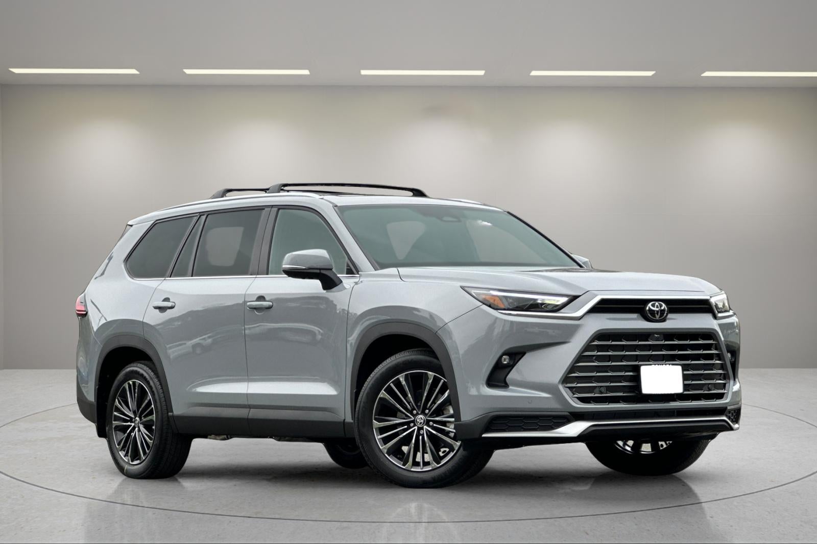 2026 Toyota Highlander Hybrid MAX Platinum