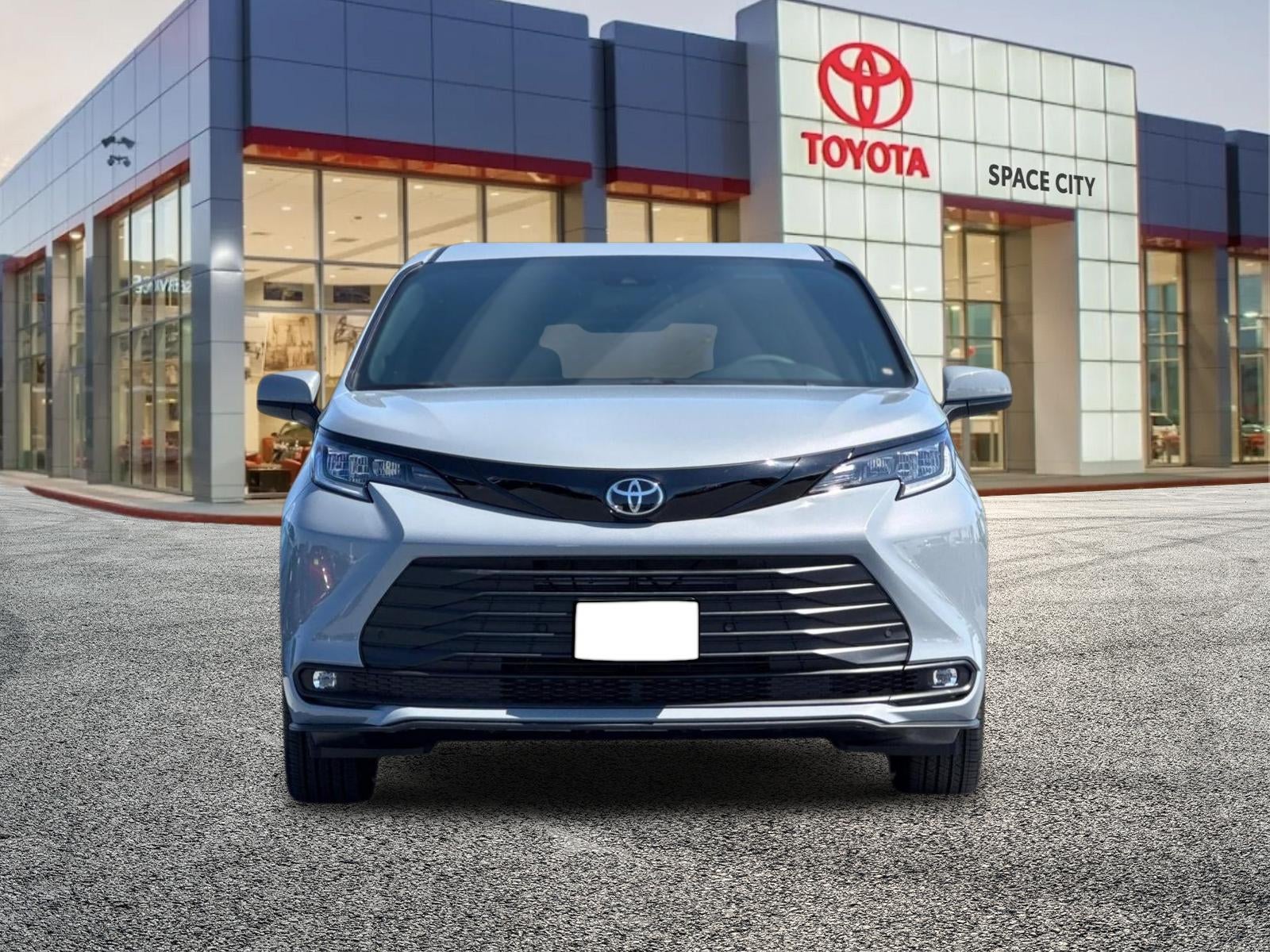 2026 Toyota Sienna Woodland Edition