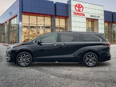 2026 Toyota Sienna Platinum
