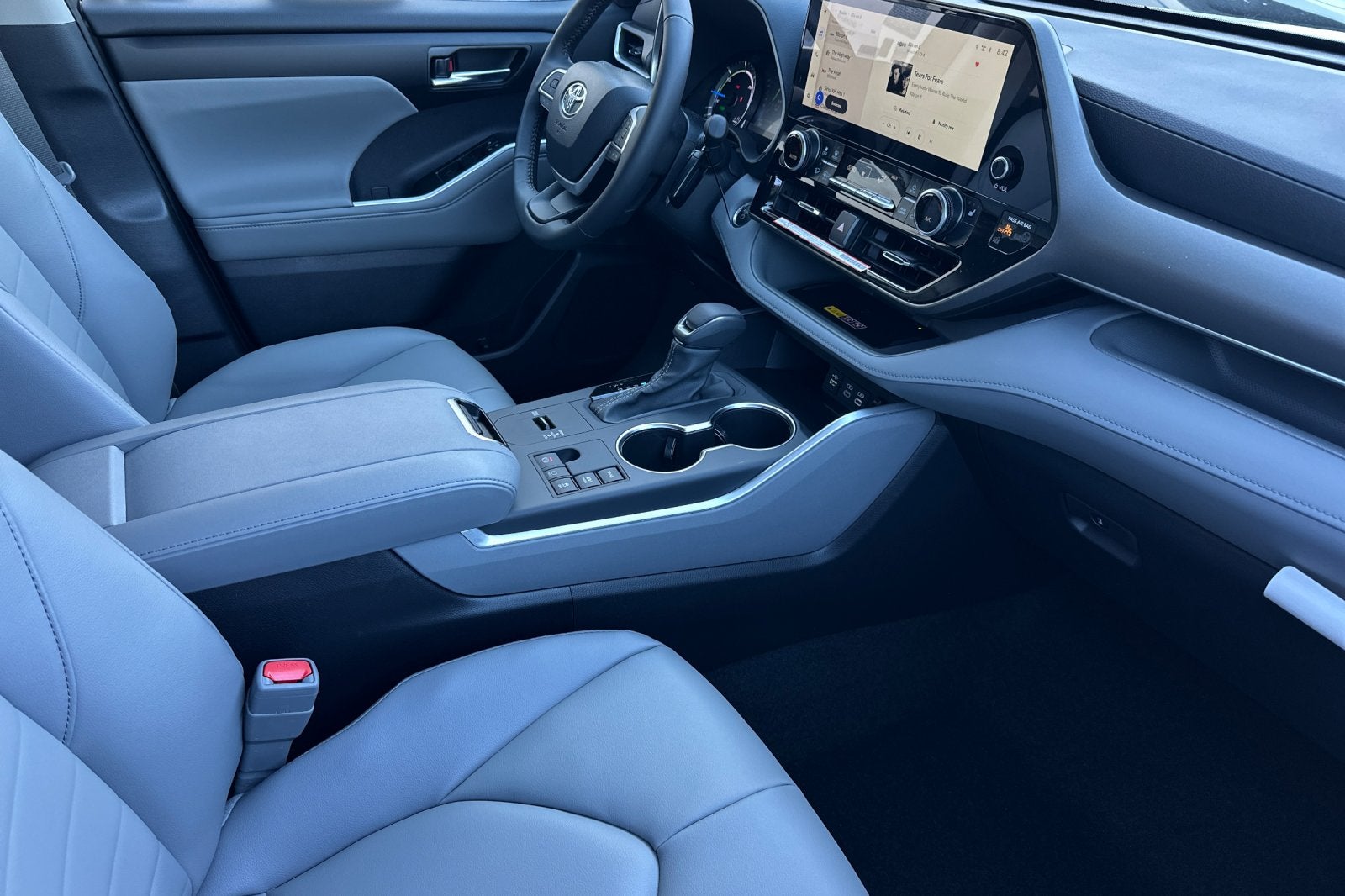 2026 Toyota Highlander Hybrid XLE