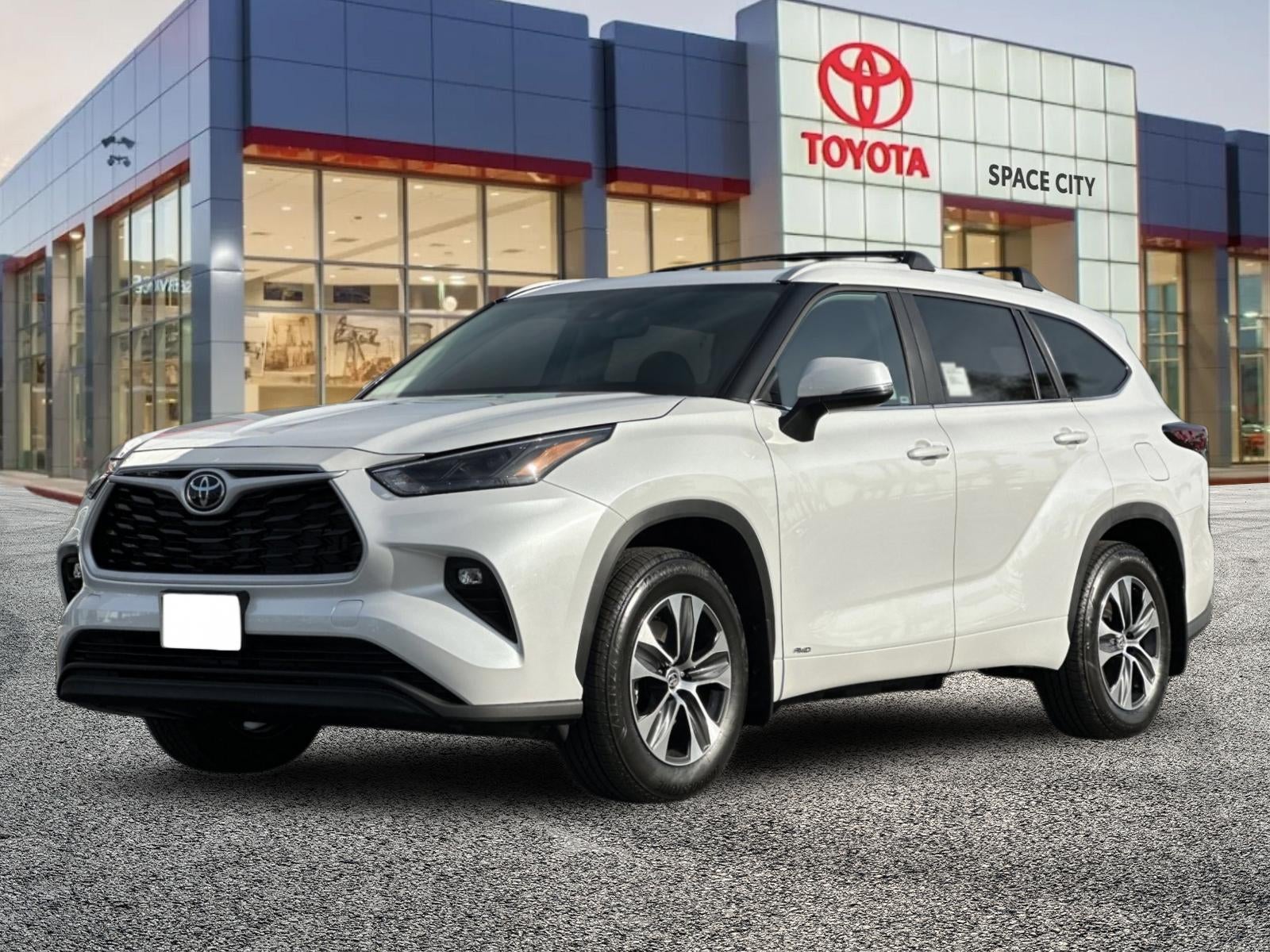 2026 Toyota Highlander Hybrid XLE