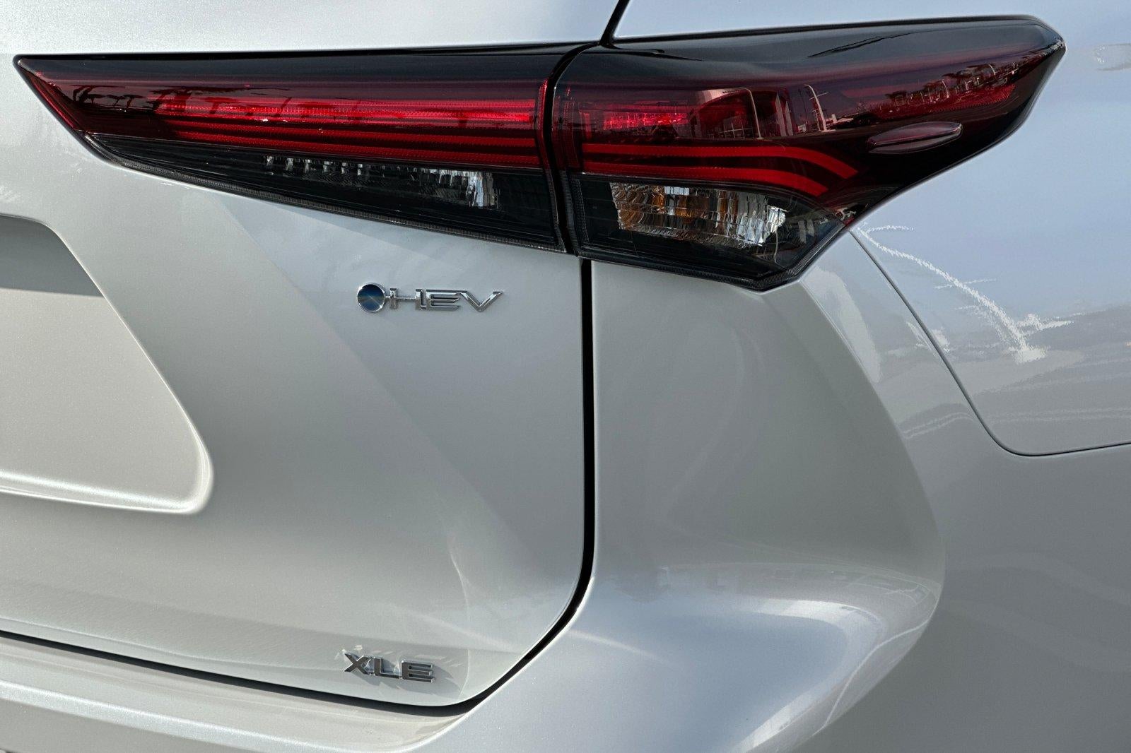 2026 Toyota Highlander Hybrid XLE