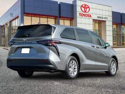 2026 Toyota Sienna LE