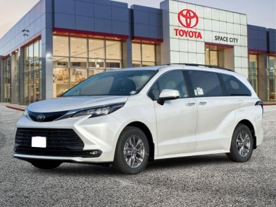 2026 Toyota Sienna XLE