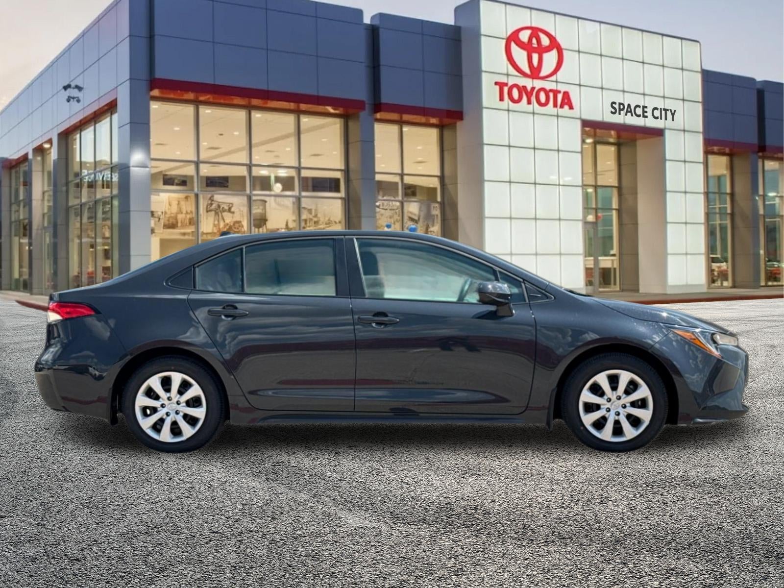 2027 Toyota Corolla LE