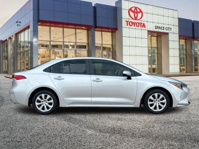 2027 Toyota Corolla LE