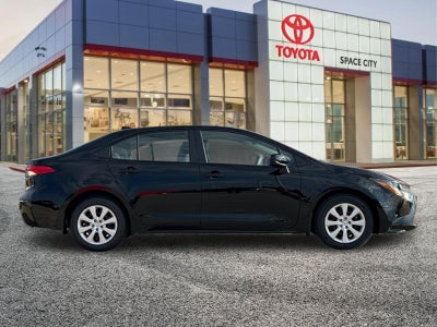 2027 Toyota Corolla LE