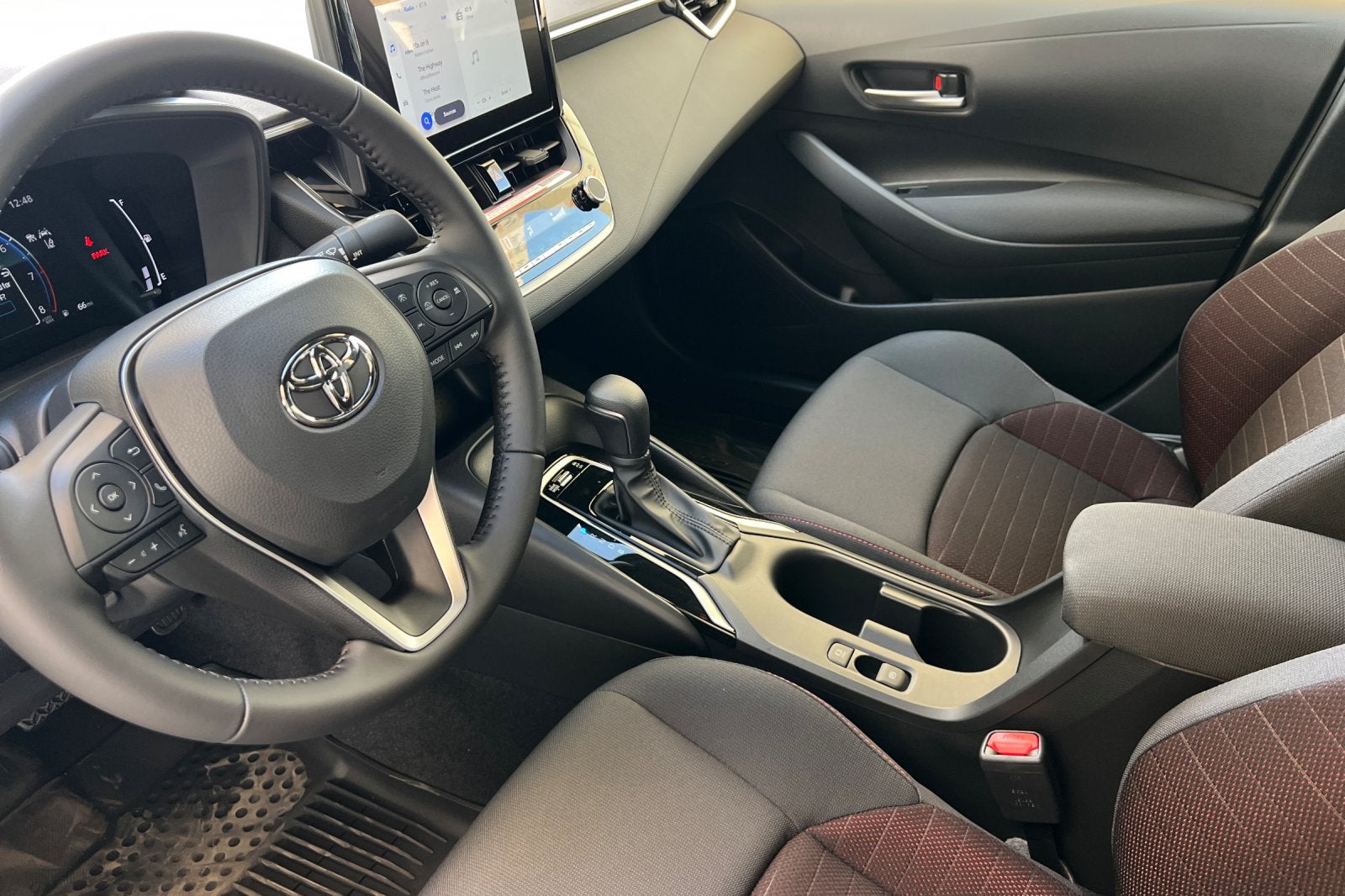 2027 Toyota Corolla SE