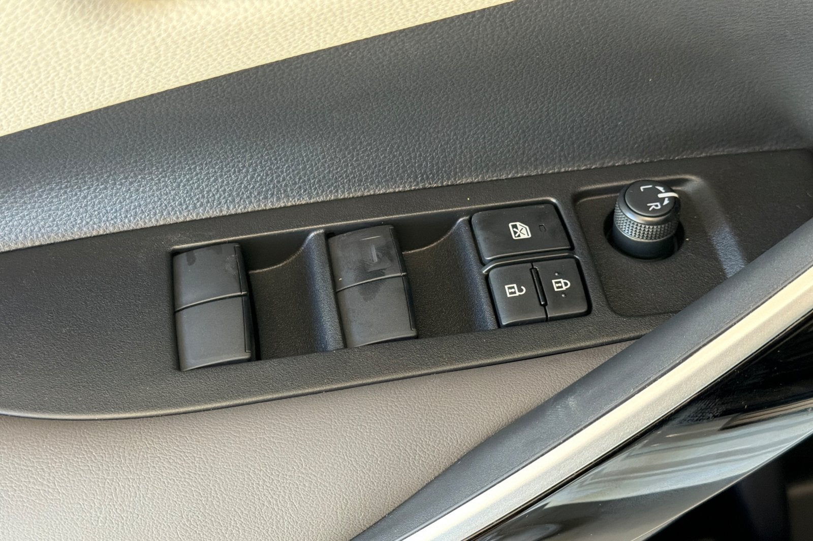 2026 Toyota Corolla Hybrid XLE