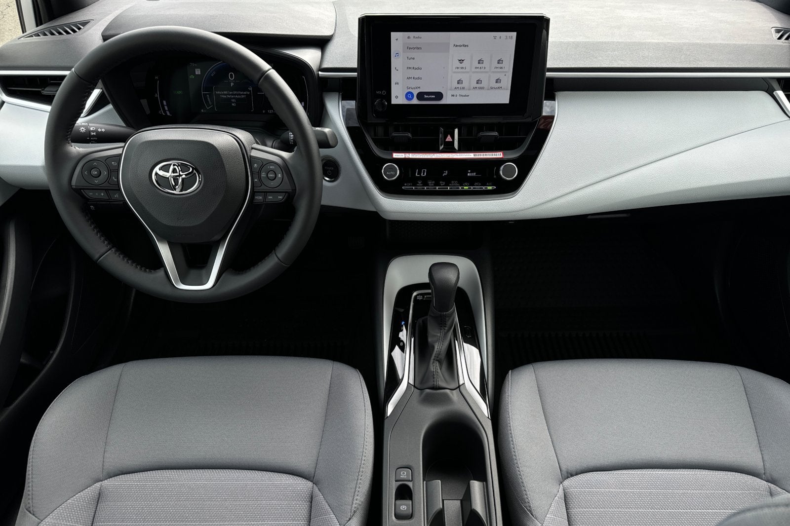 2026 Toyota Corolla Hybrid SE
