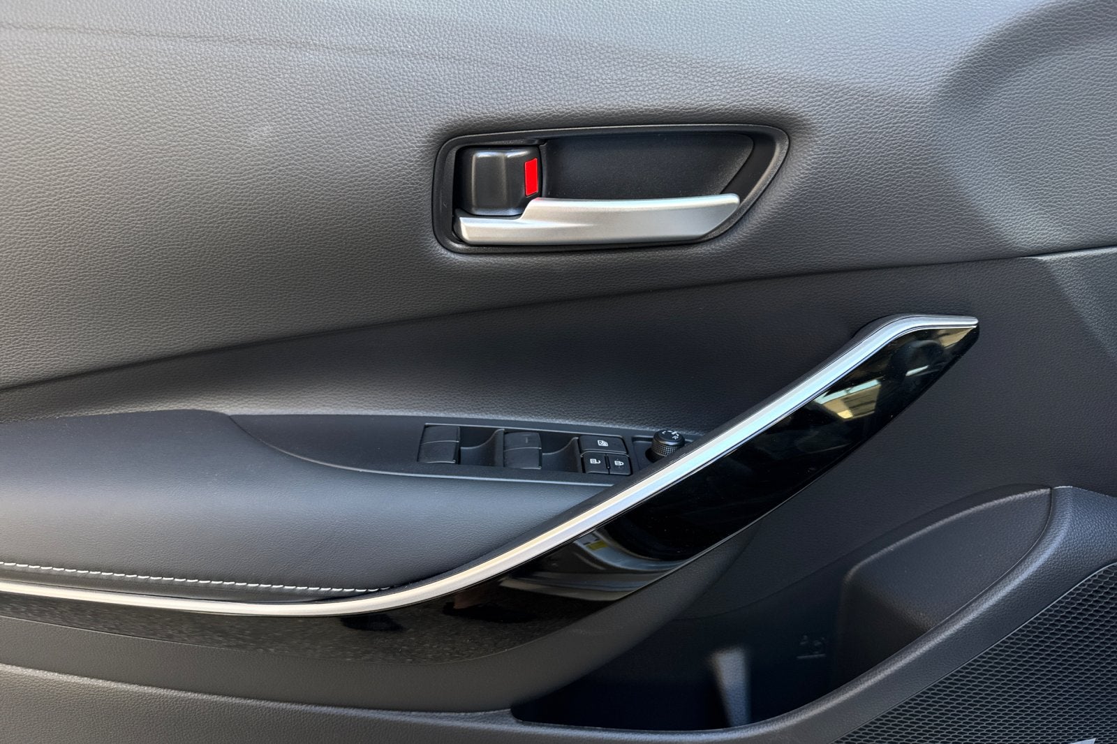 2026 Toyota Corolla Hybrid XLE