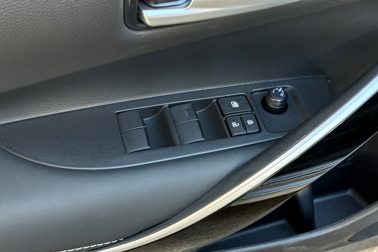 2026 Toyota Corolla Hybrid XLE