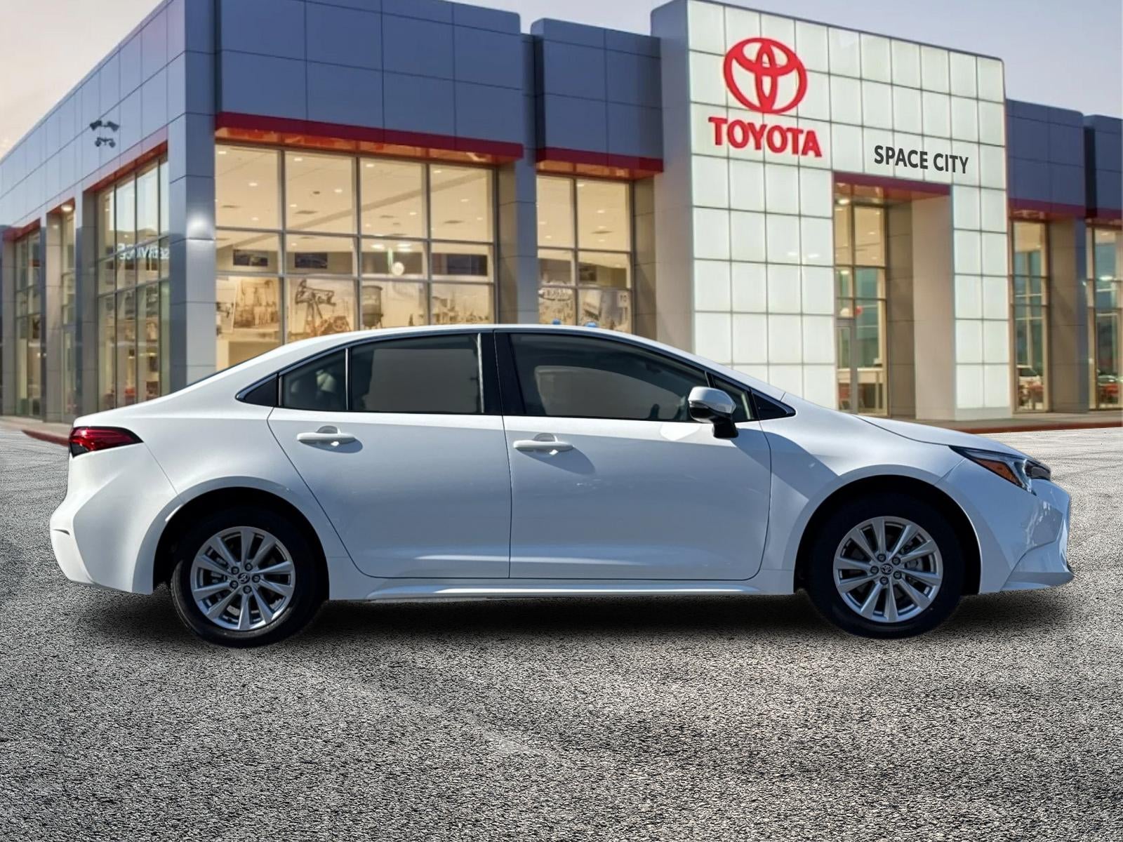 2026 Toyota Corolla Hybrid XLE